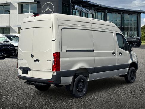 New 2026 Mercedes-Benz Sprinter 2500 image 4