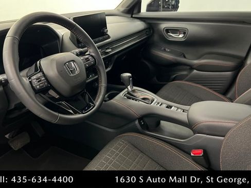 Used 2025 Honda HR-V Sport image 15