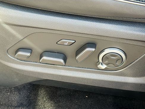 Used 2024 Hyundai Palisade Calligraphy image 27