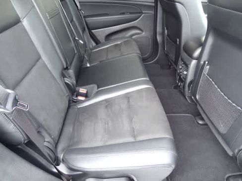 Used 2021 Jeep Grand Cherokee Laredo X AWD/4WD image 11