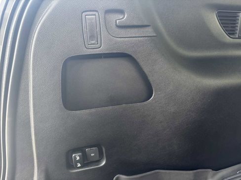 Used 2024 Ford Edge ST-Line image 12