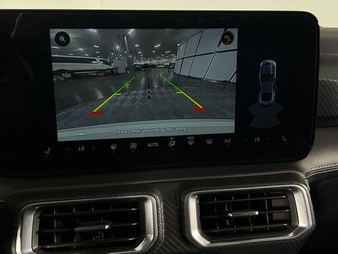 Used 2025 Ford Mustang Premium image 17