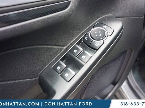 Used 2024 Ford Escape ST-Line AWD/4WD image 17
