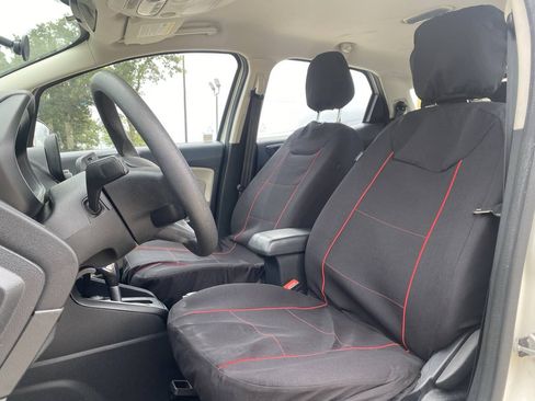 Used 2020 Ford EcoSport S AWD/4WD image 12