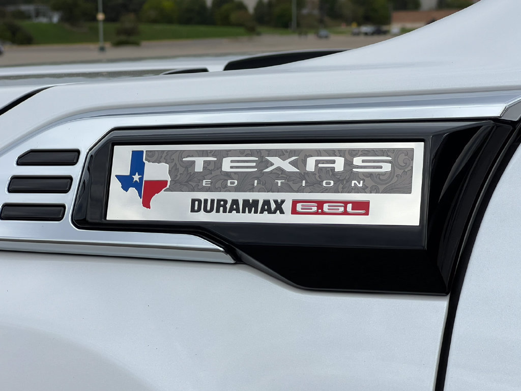 Used 2025 GMC Sierra 2500 SLT w/ Texas SLT Premium Package AWD/4WD image 2