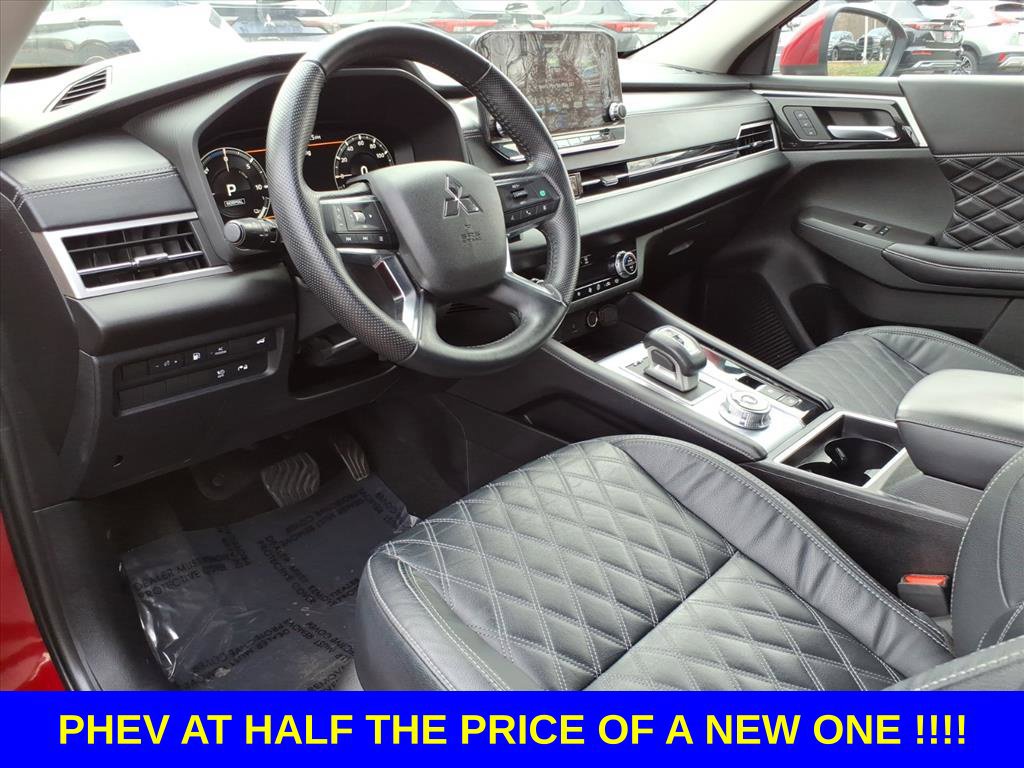 Used 2023 Mitsubishi Outlander SEL 40th Anniversary AWD/4WD image 14