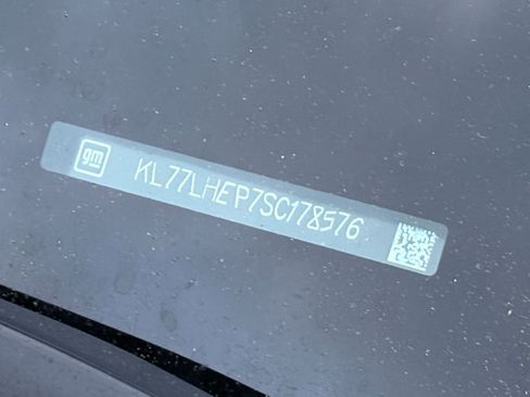 Used 2025 Chevrolet Trax LT image 27