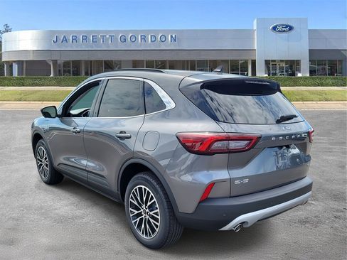 New 2025 Ford Escape SE w/ PHEV Premium Package image 3