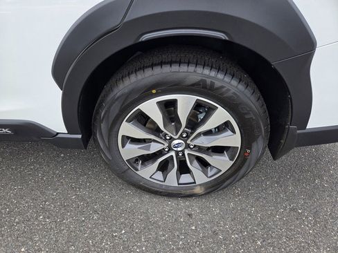 Used 2025 Subaru Outback Touring XT w/ Popular Package #2 image 6