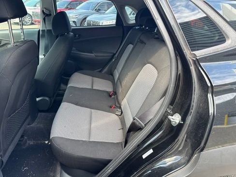 Used 2021 Hyundai Kona SEL FWD image 17