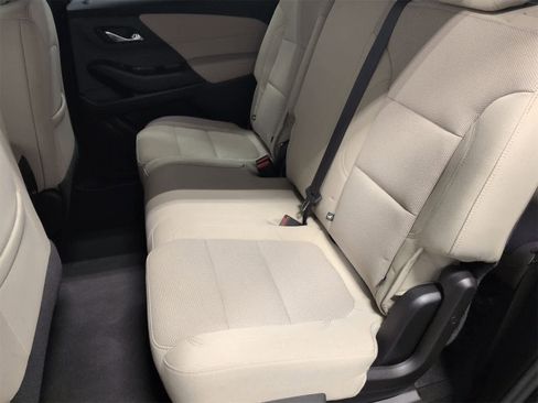 Used 2023 Chevrolet Traverse LS w/ LPO, Cargo Package image 20