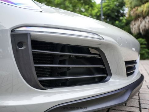 Used 2019 Porsche 911 Carrera RWD image 60