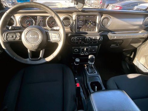 Used 2022 Jeep Wrangler Sport S image 13