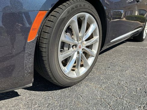 Used 2014 Cadillac XTS Luxury image 8