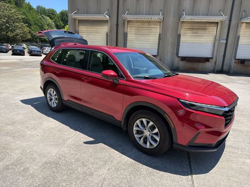 Used 2023 Honda CR-V LX image 13
