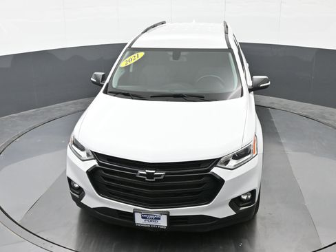 Used 2021 Chevrolet Traverse LT w/ LPO, Blackout Package image 36