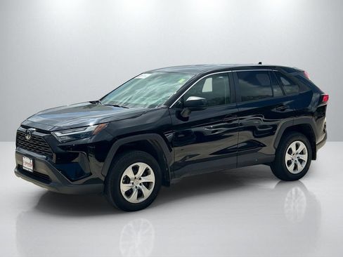 Used 2023 Toyota RAV4 LE FWD image 8