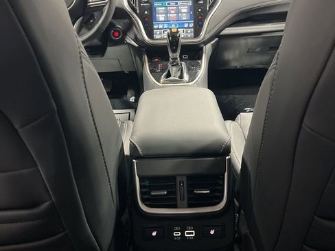 Used 2025 Subaru Legacy Limited image 34