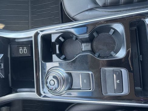 Used 2020 Ford Edge SEL w/ Convenience Package image 26