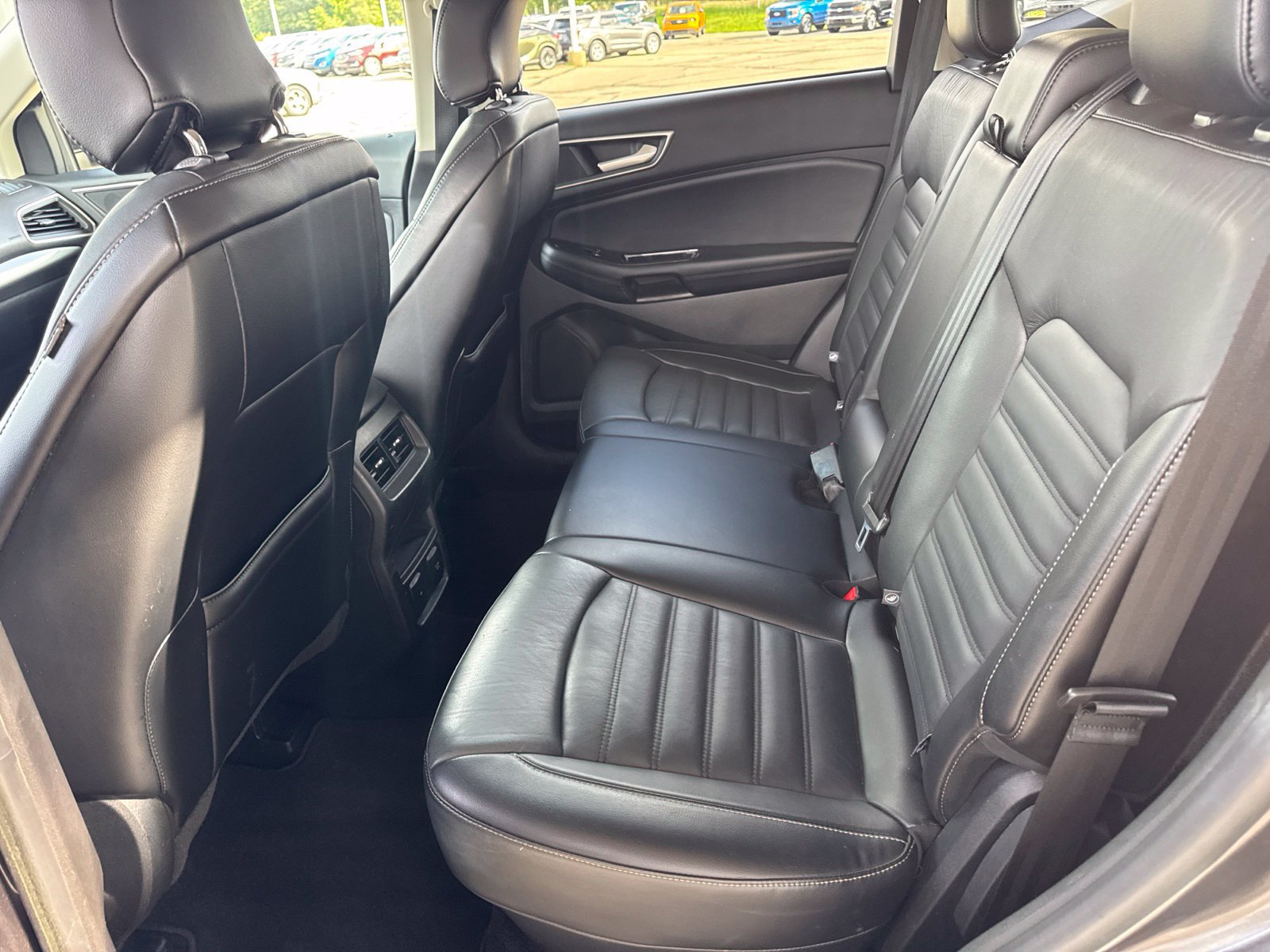 Certified 2017 Ford Edge SEL w/ Equipment Group 201A AWD/4WD image 36