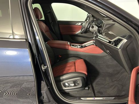 Certified 2024 BMW X6 M60i AWD/4WD image 33