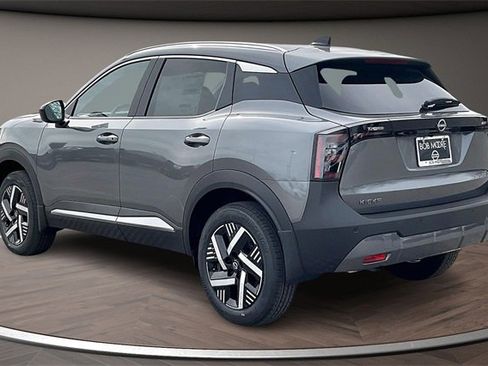 New 2026 Nissan Kicks SV w/ SV Premium Package image 3