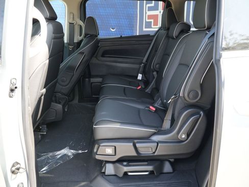 New 2026 Honda Odyssey Elite image 17