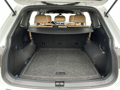 Used 2022 Volkswagen Tiguan SE image 23