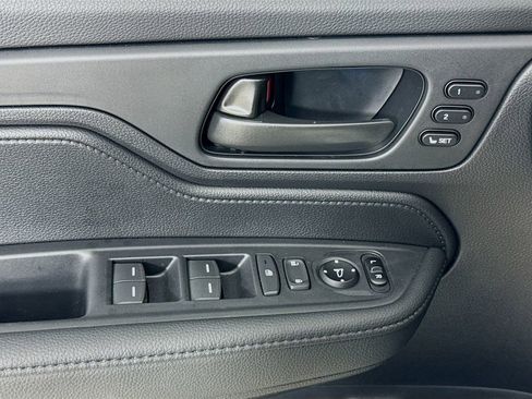 Used 2026 Honda Odyssey EX-L image 23