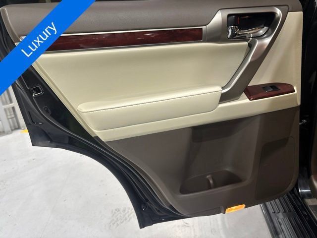 Used 2012 Lexus GX 460 AWD/4WD image 25