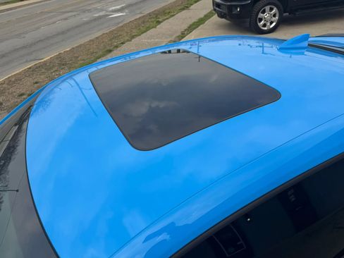 Used 2022 Chevrolet Camaro LT w/ RS Package image 11