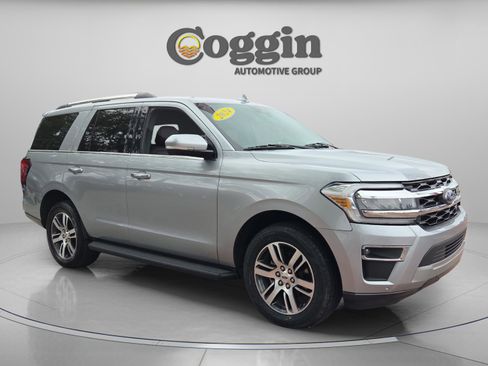 Used 2024 Ford Expedition Limited RWD image 7