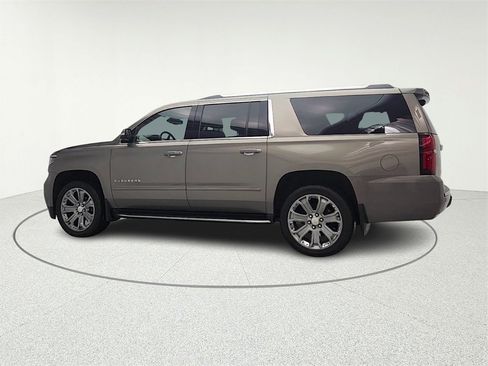 Used 2019 Chevrolet Suburban Premier w/ Max Trailering Package image 5