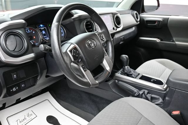 Used 2022 Toyota Tacoma SR5 RWD image 14