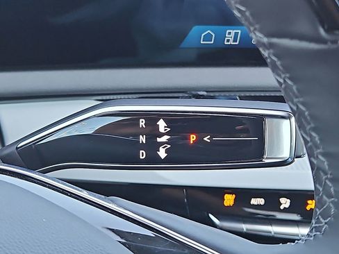 New 2025 Cadillac Optiq Sport 1 w/ LPO, ONYX Package image 24