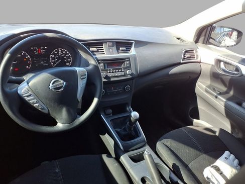 Used 2017 Nissan Sentra S image 3