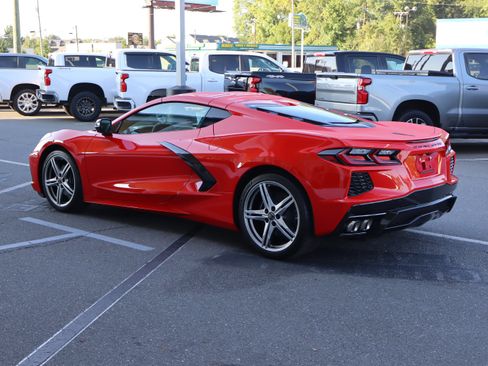 Used 2026 Chevrolet Corvette Stingray Coupe w/ 1LT RWD image 8