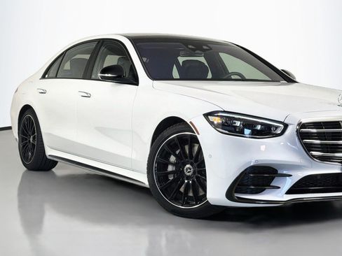 Certified 2026 Mercedes-Benz S 580e 4MATIC Sedan image 16