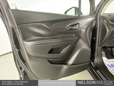 Used 2019 Buick Encore Sport Touring FWD image 16