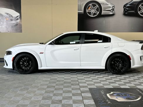 Used 2023 Dodge Charger Scat Pack image 7