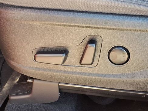 Certified 2022 Hyundai Santa Fe SEL image 15