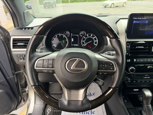 Used 2023 Lexus GX 460 Premium AWD/4WD image 14