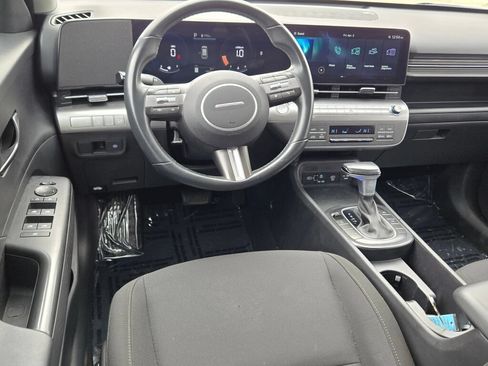 Used 2024 Hyundai Kona SEL AWD/4WD image 15