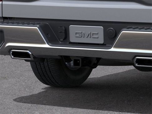 New 2026 GMC Sierra 1500 SLE image 14