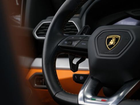 Used 2023 Lamborghini Urus S AWD/4WD image 55