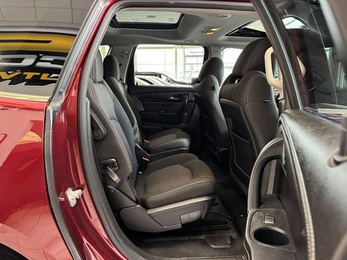 Used 2015 Chevrolet Traverse LT w/ Style and Technology Package image 48