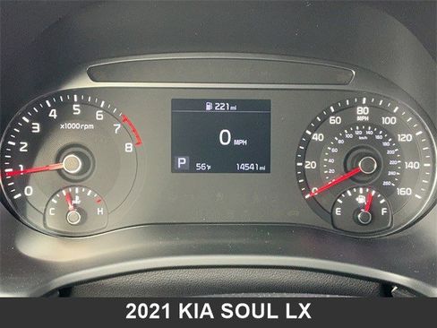 Used 2021 Kia Soul LX image 23