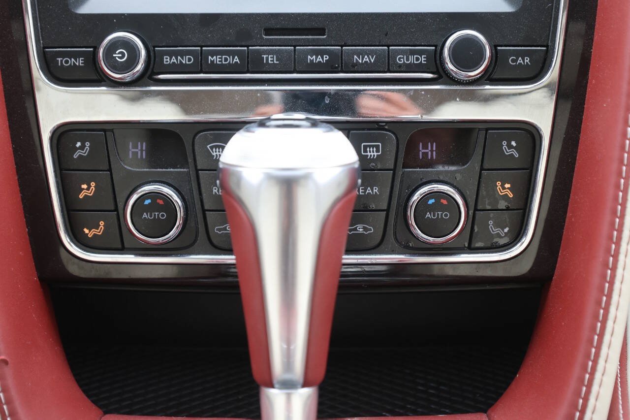 Used 2018 Bentley Flying Spur S W12 AWD/4WD image 21