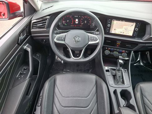 Used 2024 Volkswagen Jetta SEL image 11