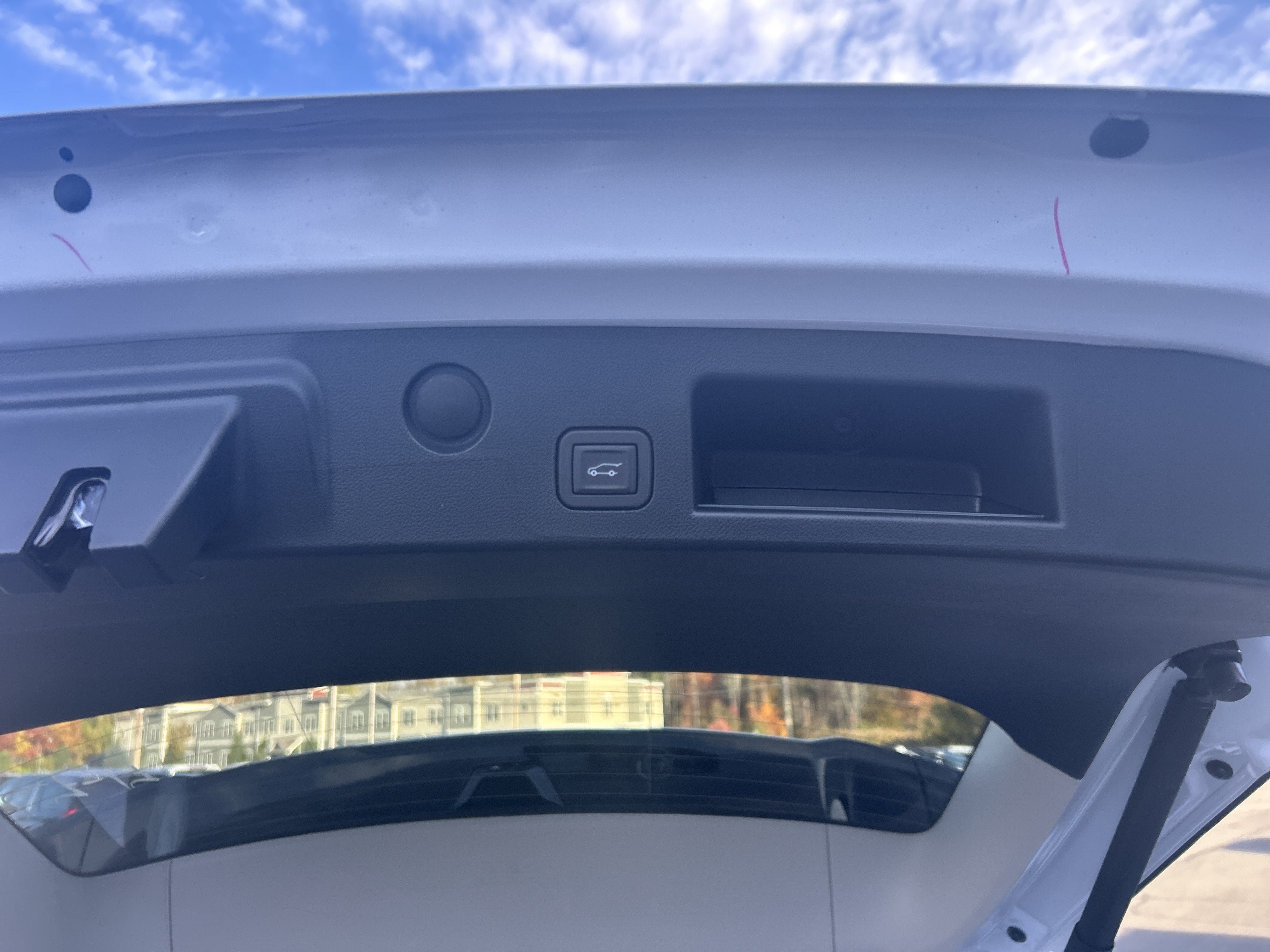 New 2027 GMC Terrain Denali w/ LPO, Floor Liner Package AWD/4WD image 12